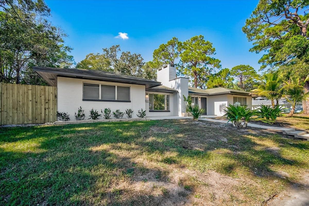 Rental property at 1221 COCOANUT AVE, SARASOTA, FL - 2 bed, 1 bath - $2,295/month