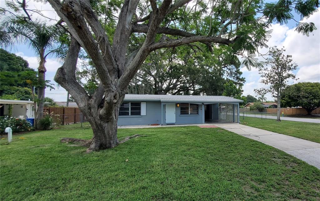 Rental property at 5529 NUTMEG AVE, SARASOTA, FL - 2 bed, 1 bath - $2,100/month
