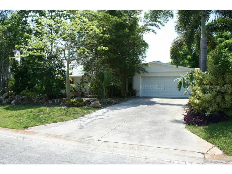 Rental property at 2514 CONSTITUTION BLVD, SARASOTA, FL - 3 bed, 2 bath - $1,550/month