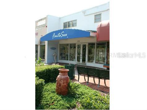 Rental property at 378 SAINT ARMANDS CIR #B, SARASOTA, FL - 1 bed, 1 bath - $900/month