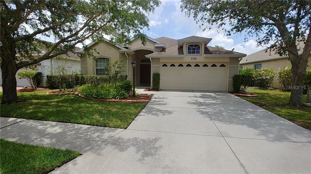 Rental property at 7156 SPIKERUSH CT, LAKEWOOD RANCH, FL - 4 bed, 3 bath - $2,100/month