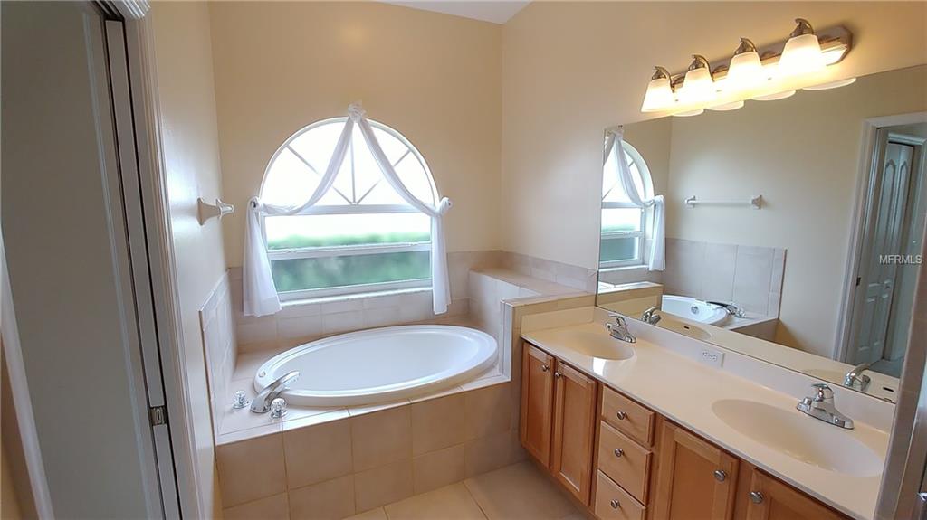 Rental property at 4607 LEGACY CT, SARASOTA, FL - 2 bed, 2 bath - $1,995/month