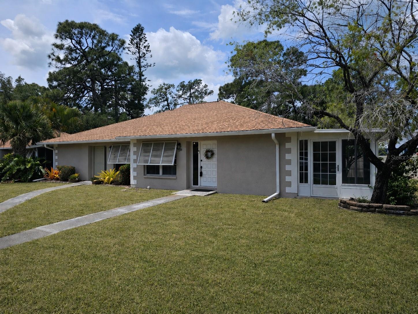 Rental property at 659 N JEFFERSON AVE #659, SARASOTA, FL - 2 bed, 2 bath - $1,875/month