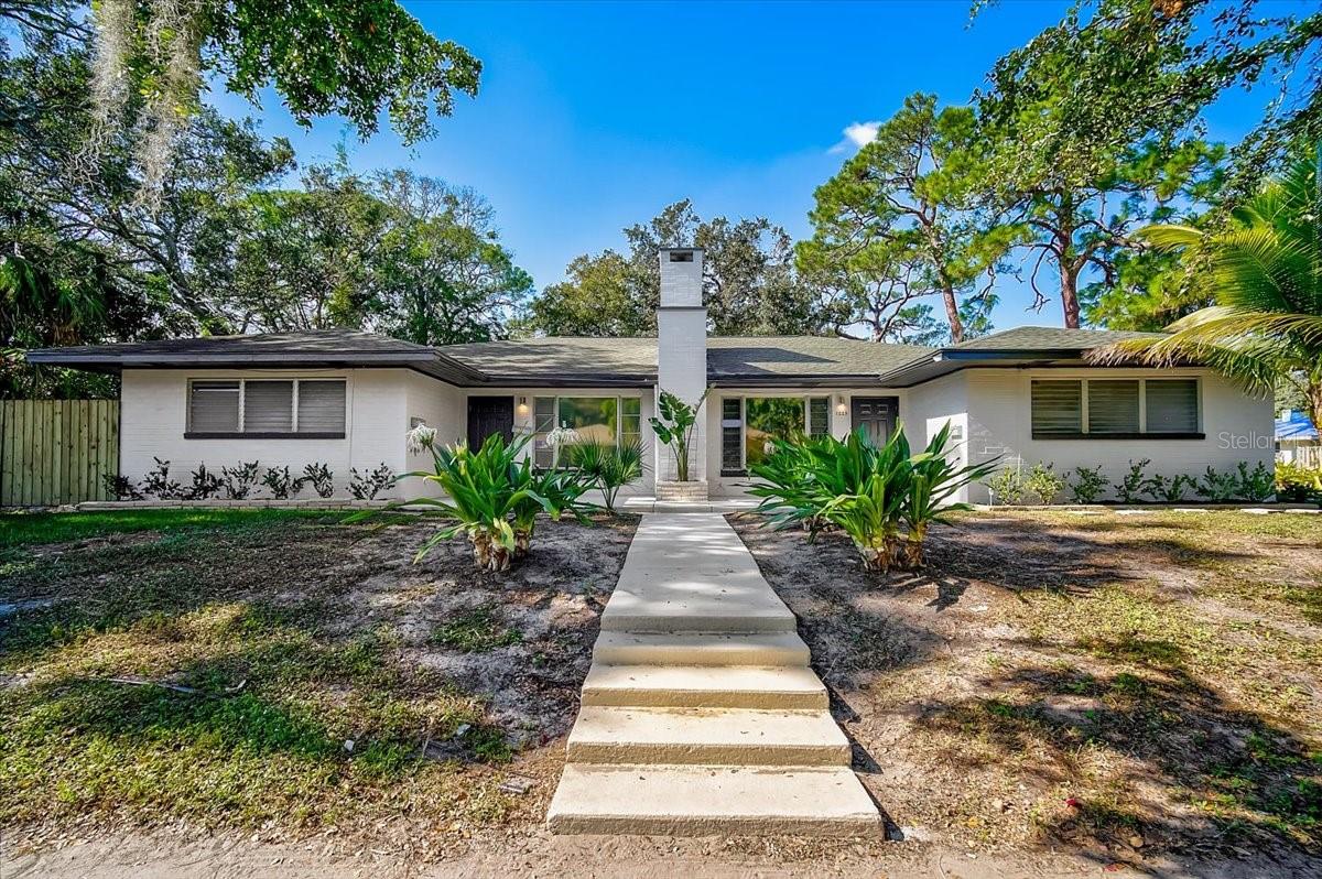 Rental property at 1223 COCOANUT AVE, SARASOTA, FL - 0 bed, 1 bath - $1,350/month